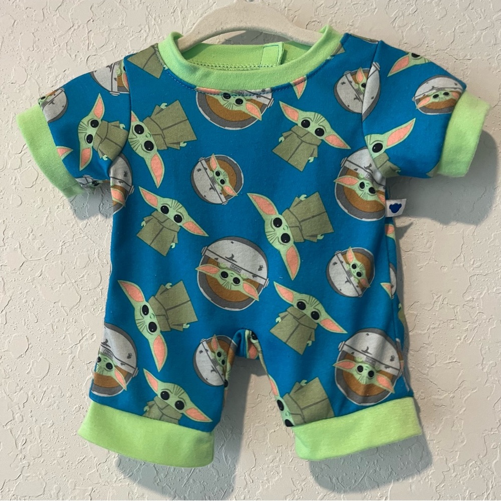 Build a bear Grogu sleeper starwars outfit